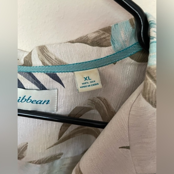 Caribbean Mens Aqua Blue Floral Print Short Sleeve Hawaiian Silk Shirt - Picture 6 of 7